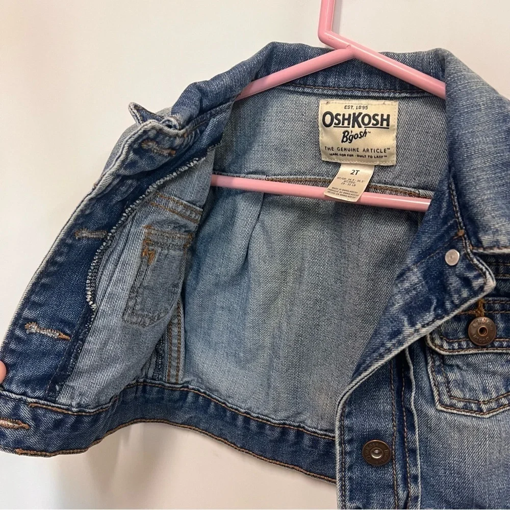 Oshkosh 100% cotton girls denim jacket in blue size 2T